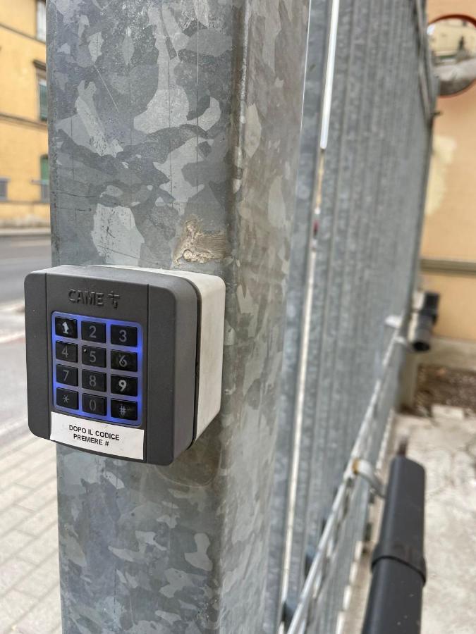 La Finestra Sul Viale Hotel Pisa Exterior foto
